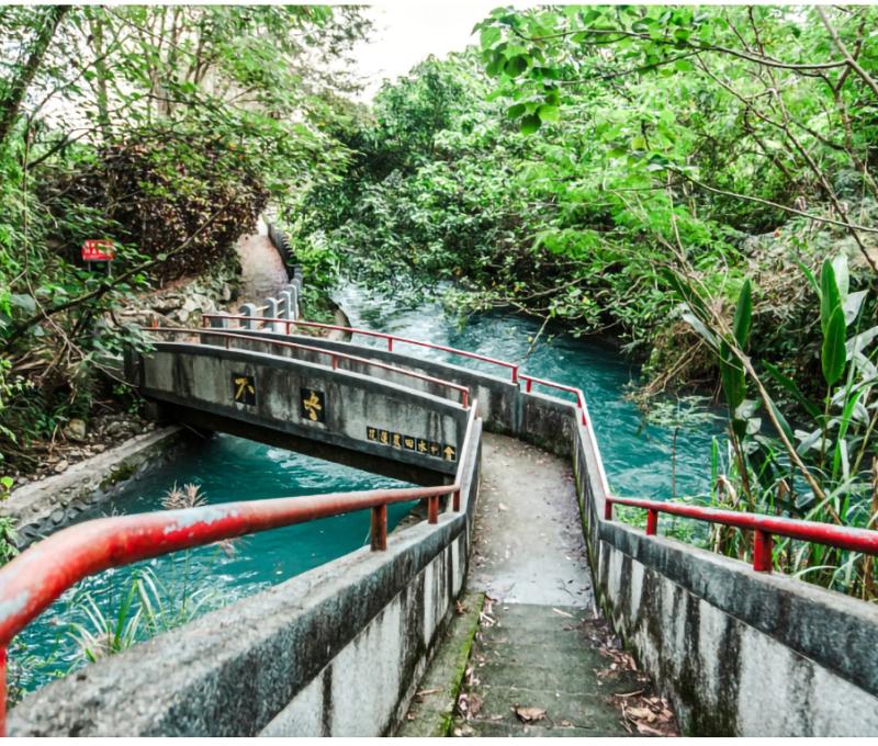 不盡跌水井的生態步道 照片提供者：花蓮縣文化局
