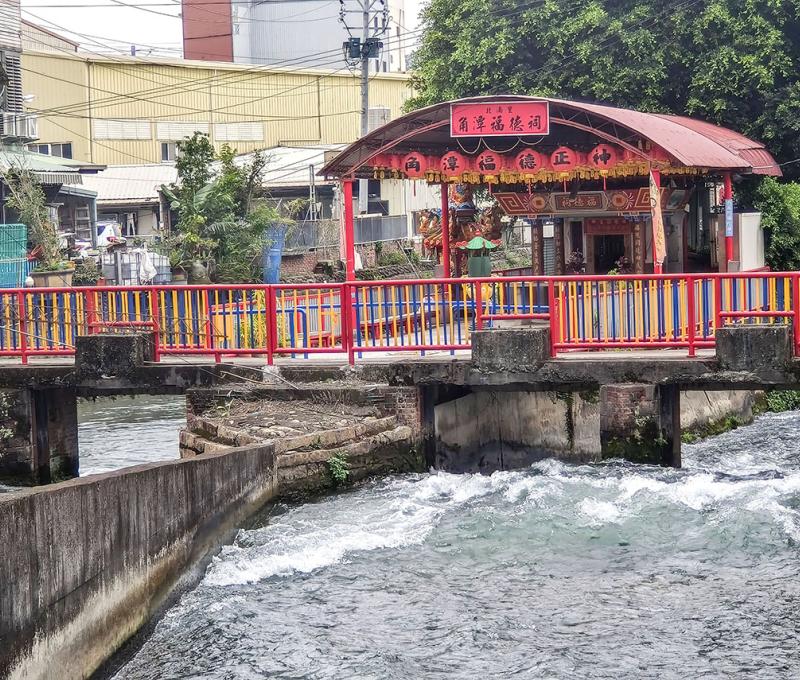水上土地公遠景 照片提供者：臺中市后豐社區大學廖啟宗、吳怡靜、詹智傑共同提供 / 拍攝日期：2025/4/20