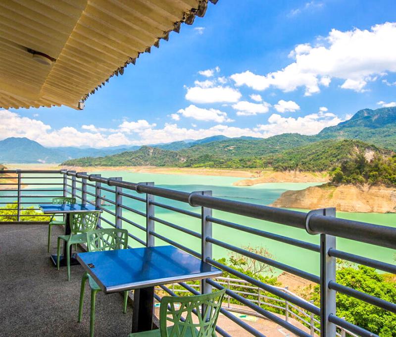 用餐配曾文水庫的美景 照片提供者：西拉雅國家風景區管理處