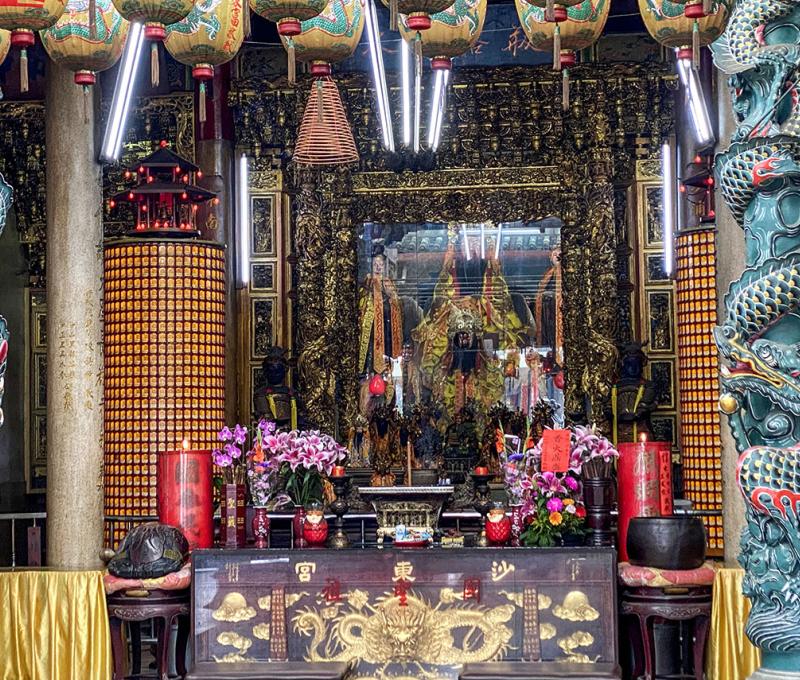 沙東宮主要奉祀開台聖王，廟裡供奉鄭成功的神像 照片提供者：李芊儀／拍攝日期：2023/12/30