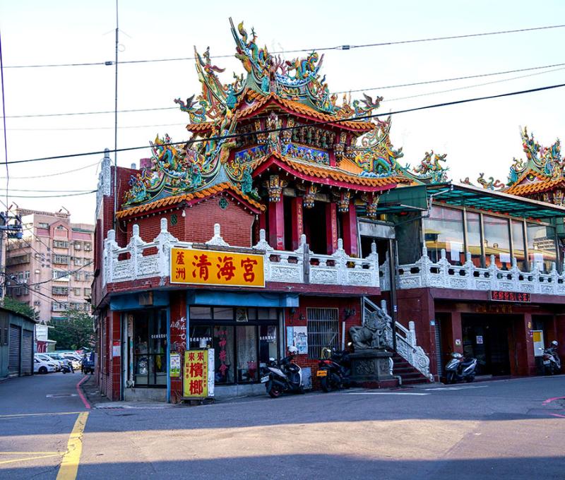 蘆洲早期易有水患，先民供奉大禹(水仙尊王)，祈求平安。