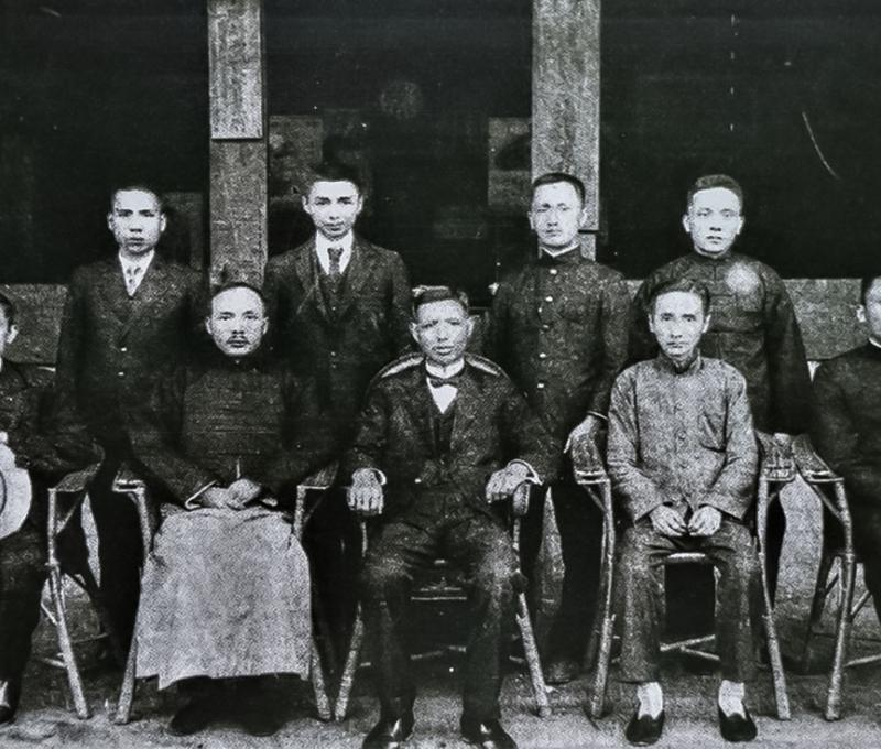 吳志榮醫師於車前街