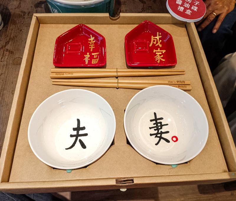 行銷販售推廣在地文創陶瓷。照片提供者：陳文敏 / 拍攝日期：2023/09/05