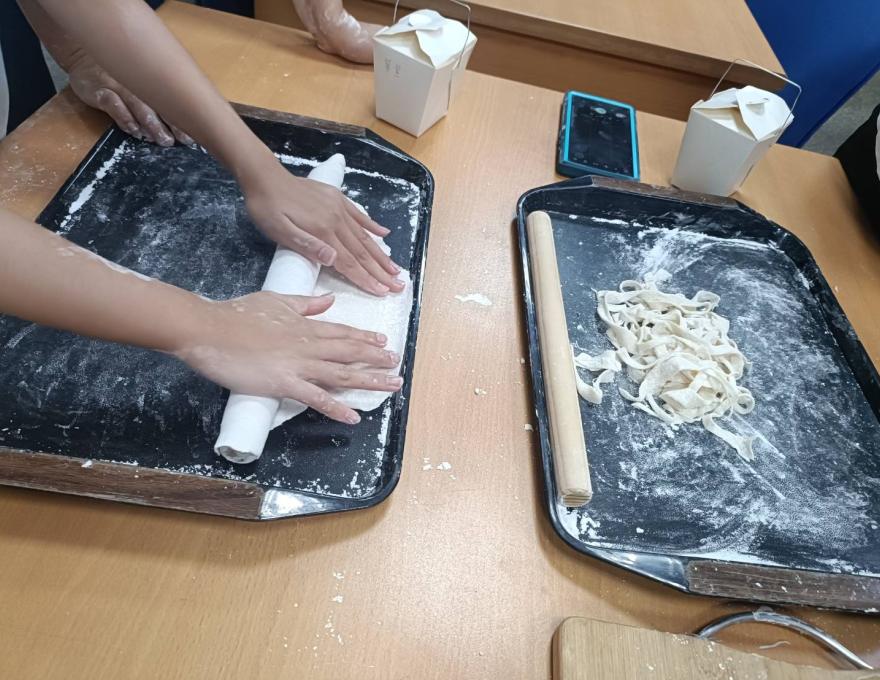 親手體驗食物製作過程-2照片提供者:彰化海洋食研基地團隊 親手體驗食物製作過程-2照片提供者:彰化海洋食研基地團隊