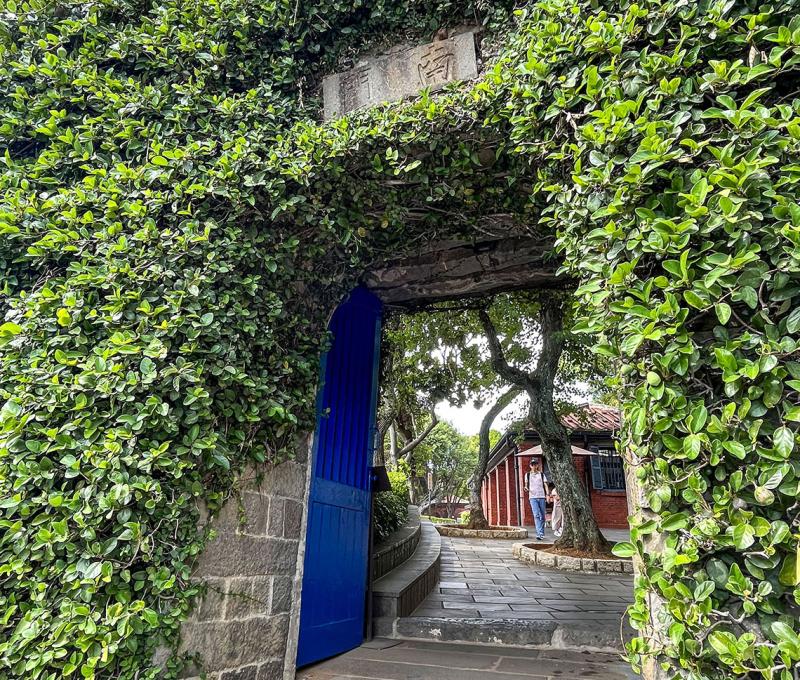 中式城牆「南門」