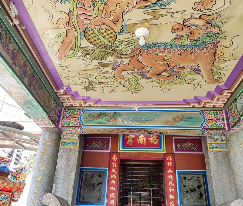 福南宮面向三峽河有帶財之意。照片拍攝者：三峽學教師社群 / 拍攝日期：2022/07/24