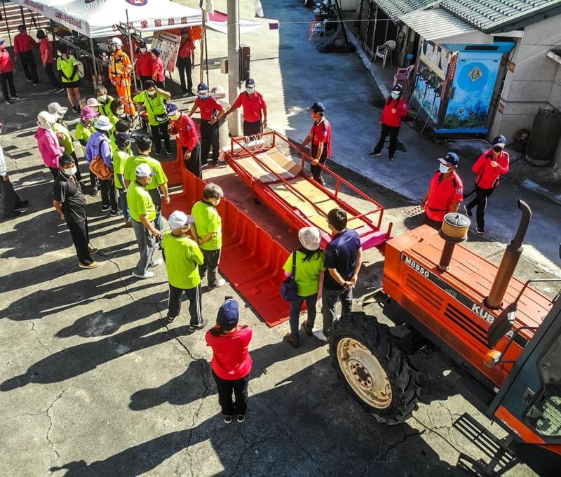 外地社區觀摩公親寮自主防災演練 照片提供者：毛毓翔 / 拍攝日期：2022/07/10