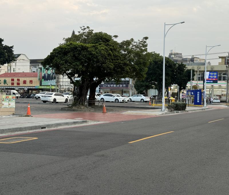 光復路收費停車場前 照片提供者：黃崇哲/拍攝日期：2023/12/30