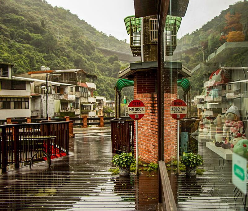 除了傳統美食之外，也有襪子娃娃可以手作體驗