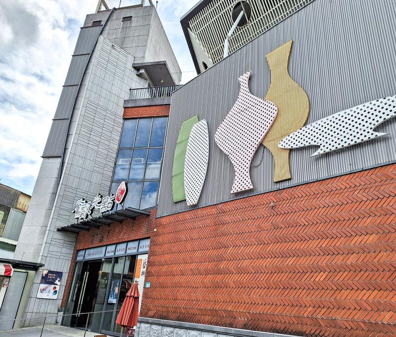 鶯歌光點牆上的陶瓷意象。照片提供者：王淑盈 / 拍攝日期：2023/09/03