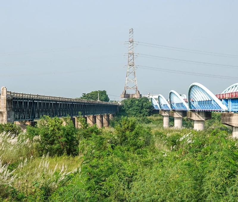 相鄰共存的新橋與舊橋 照片提供者：毛毓翔 / 拍攝日期：2022/09/09