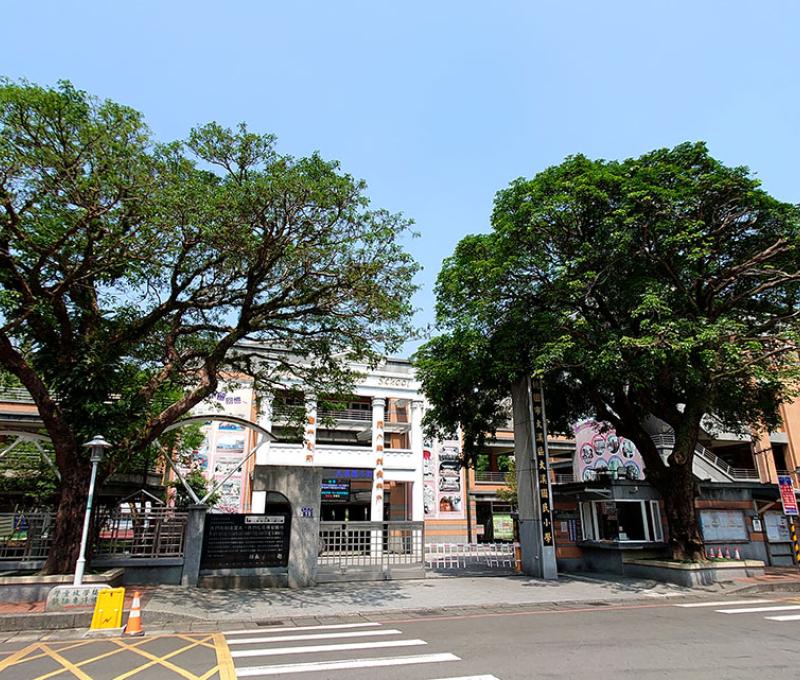 通議第的一部份土地改建成大溪國小。照片拍攝者：洪光君 / 拍攝日期：2021/4/12