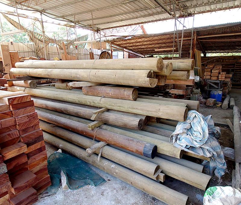 整修用的木材照片拍攝者：洪光君 / 拍攝日期：2021/4/6