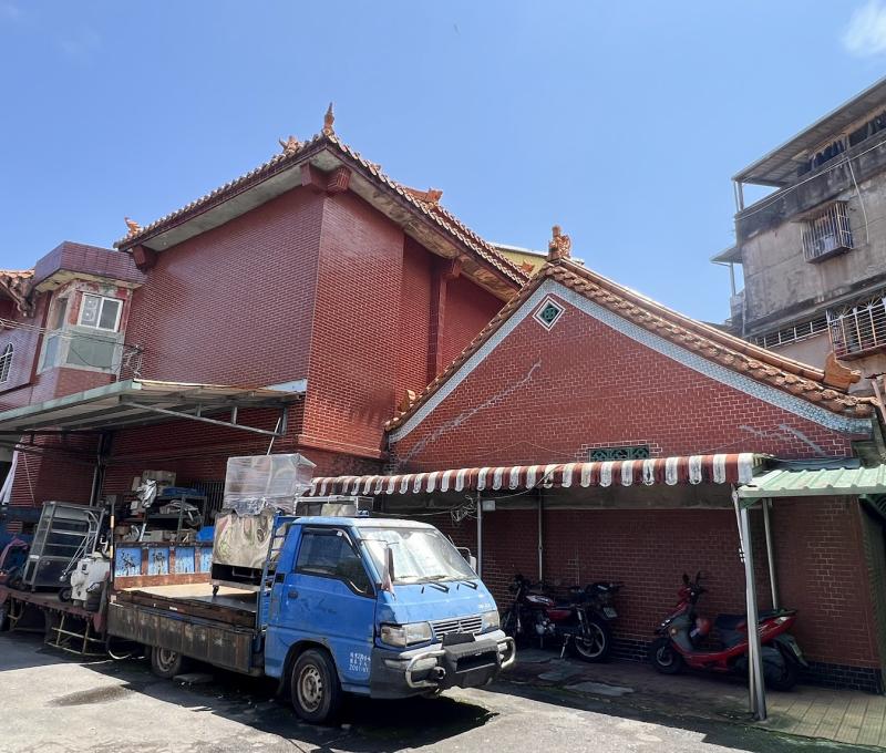 後棟是協靈祠(一脊二坡式)（照片拍攝者：蕭秀梅／拍照日期：2025/5/30）