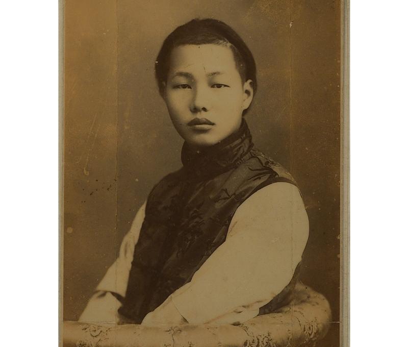 攝於初入台灣總督府醫學校時(1909年)（資料來源網址：財團法人賴和文教基金會／查詢日期：2025/6/14）