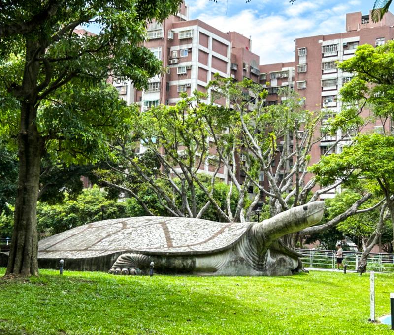 中正公園內大石龜。照片提供者：陳粉 / 拍攝日期：2023/08/19