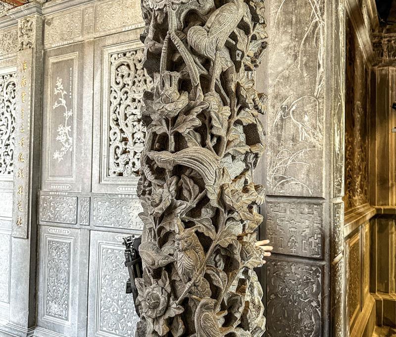 祖師廟內擁有多樣的精雕石柱 照片提供者：祝育晟 / 拍攝日期：2025/04/11