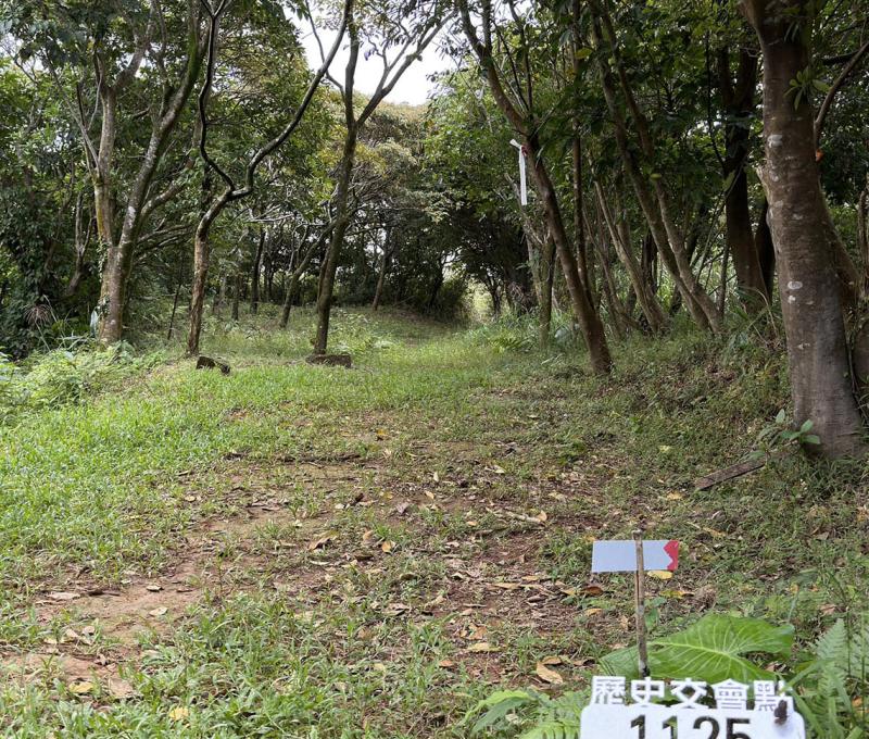 看海步道到此1125公尺照片拍攝者:蕭學苑 看海步道到此1125公尺照片拍攝者:蕭學苑