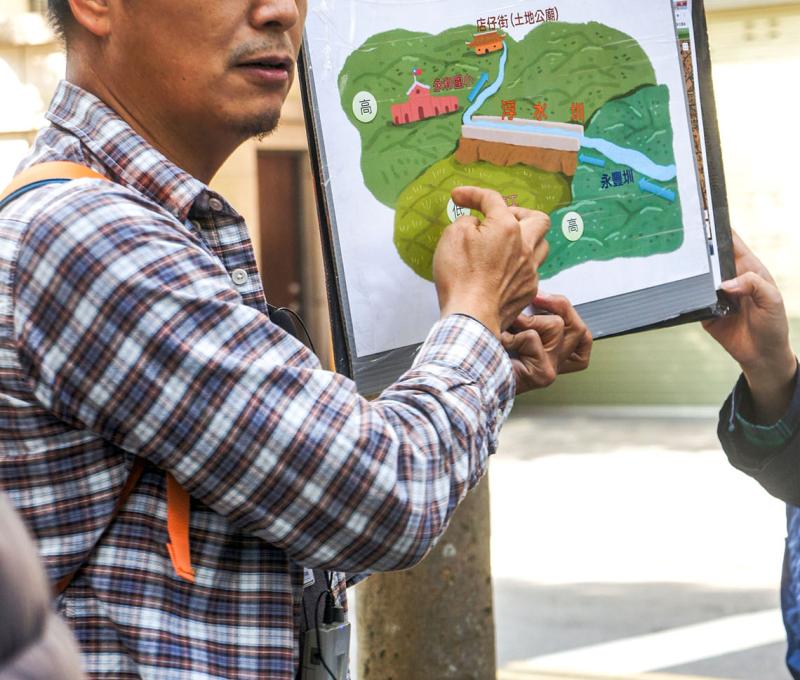 因地勢低窪關係此段水圳特別架高建設