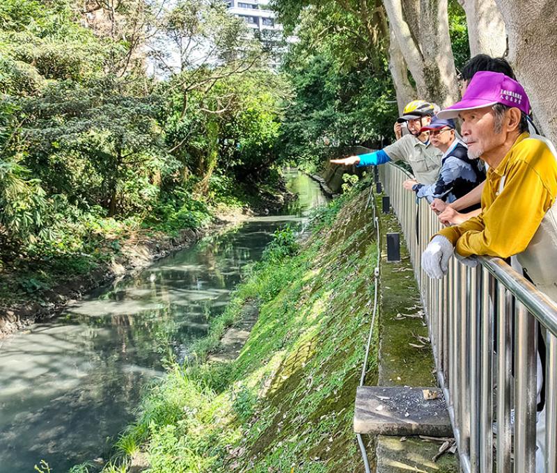 瓦磘溝下游兩岸植被茂密生態豐富