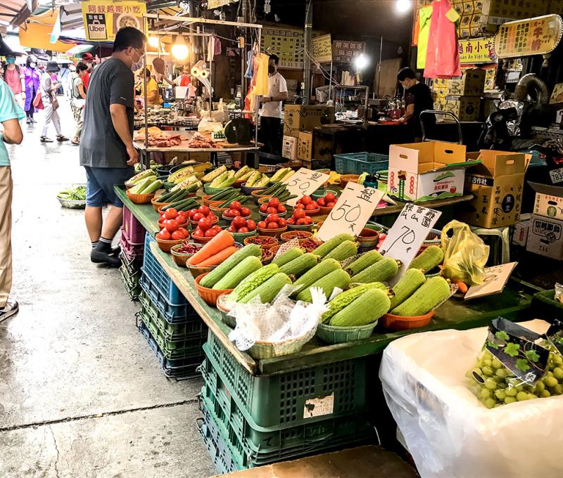 市場內賣菜攤販。照片拍攝者：方文樹 / 拍攝日期：2022/09/16