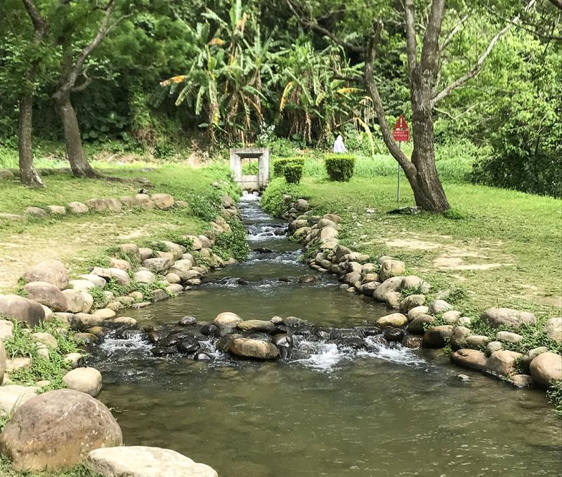 生態園區內自然工法水圳。照片拍攝者：方文樹／拍攝日期：2022/04/13