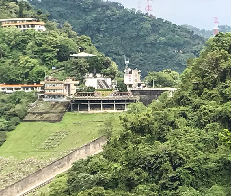 遠眺石門大壩。照片拍攝者：方文樹 / 拍攝日期：2022/04/13