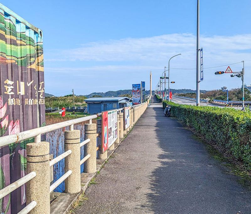 清水濕地旁人行道