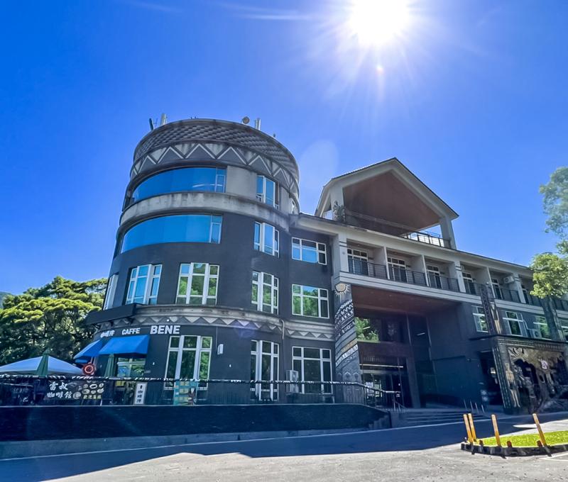 行政大樓 Administrative Building 照片拍攝者：原住民族委員會原住民族文化發展中心 / 拍攝日期：2022