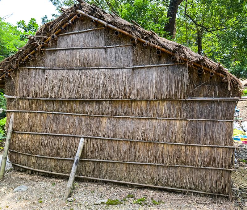 卑南族一般家屋 Traditional Pinuyumayan Dwelling 照片拍攝者：原住民族委員會原住民族文化發展中心 / 拍攝日期：2022
