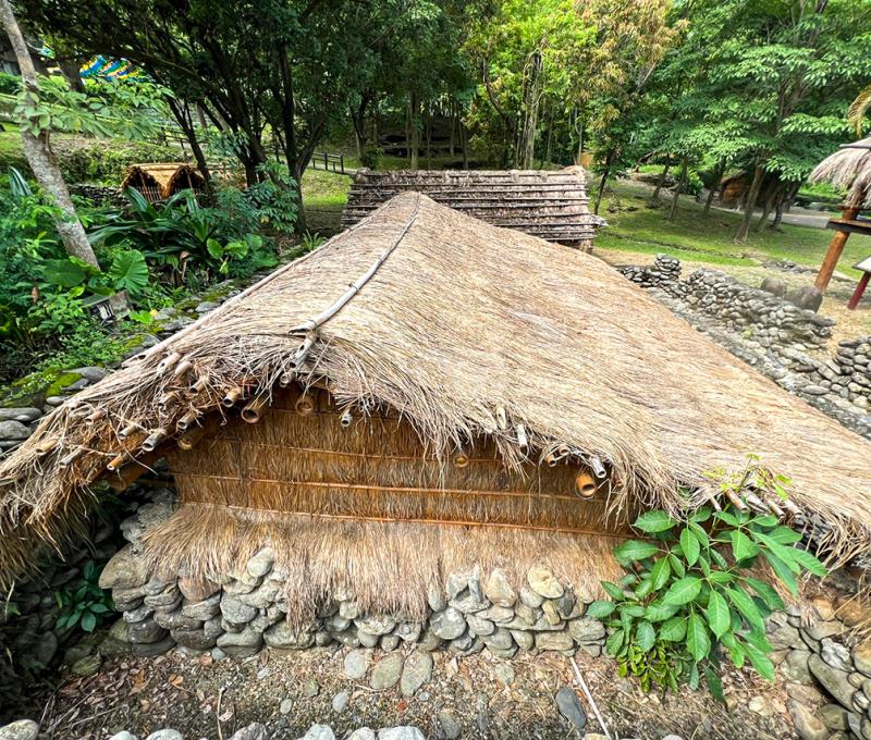 雅美族紅頭社家屋 Traditional Yami (Tao) House in Imaorod 照片拍攝者：原住民族委員會原住民族文化發展中心 / 拍攝日期：2022
