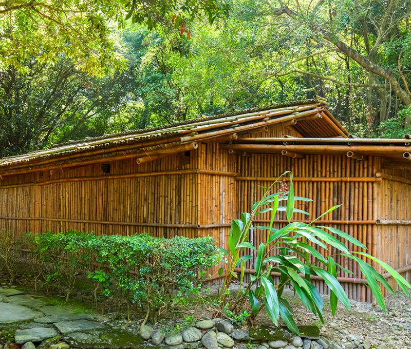 瓦羅社住家 Traditional Saisiyat House in Waluo Village 照片拍攝者：原住民族委員會原住民族文化發展中心 / 拍攝日期：2022