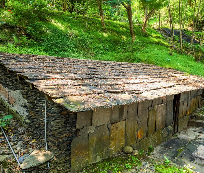 良久社住家 Traditional House in Liangjiu Village 照片拍攝者：原住民族委員會原住民族文化發展中心 / 拍攝日期：2022