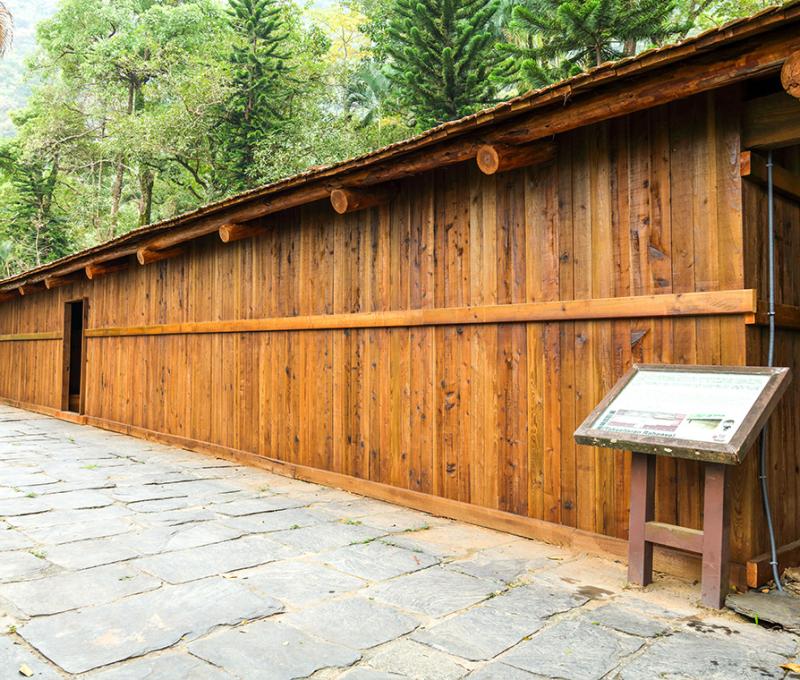 梅山社住家 Traditional Houses in Meishan Village 照片拍攝者：原住民族委員會原住民族文化發展中心 / 拍攝日期：2022
