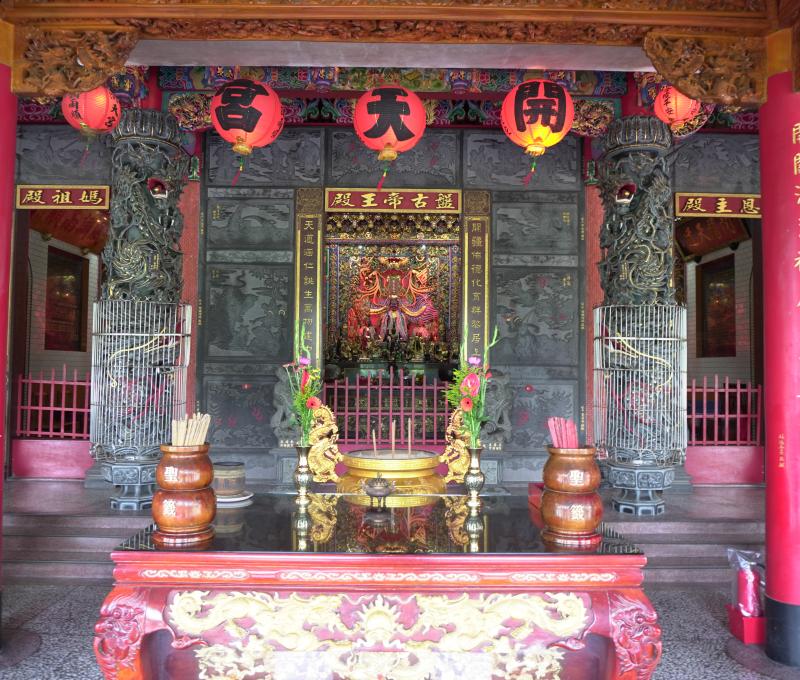 新店開天宮正殿／照片提供者：毛毓翔 / 拍攝日期：2025/05/27