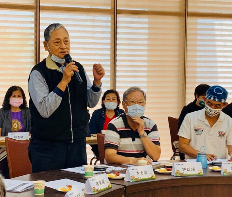 大舅子數落岳父當年留下他,我罵他「沒人性」。(照片提供:楊秋蘋) 大舅子數落岳父當年留下他,我罵他「沒人性」。(照片提供:楊秋蘋)