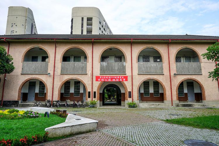 工科、資訊、資源三連棟