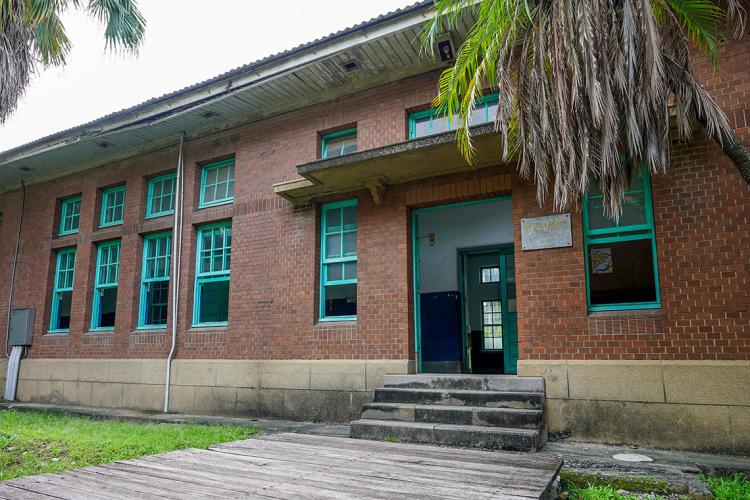 理化學實驗室及圖書課