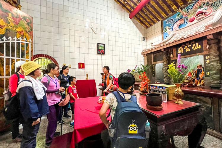 1-08獅頭巖仙公廟