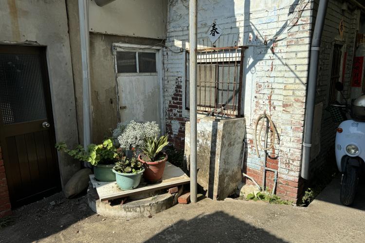 開元路配天宮斜對面的巷弄古井處